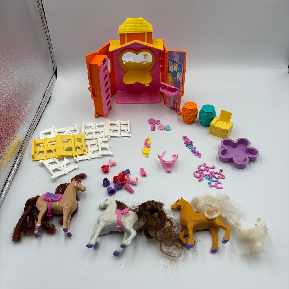 Polly Pocket Ride In Style Ranch Set Horses Accessories Barrels